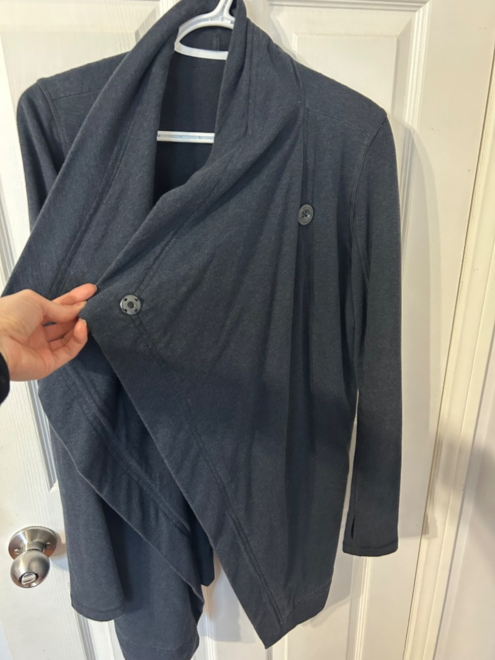 Lululemon wrap. - Picture 2 of 4